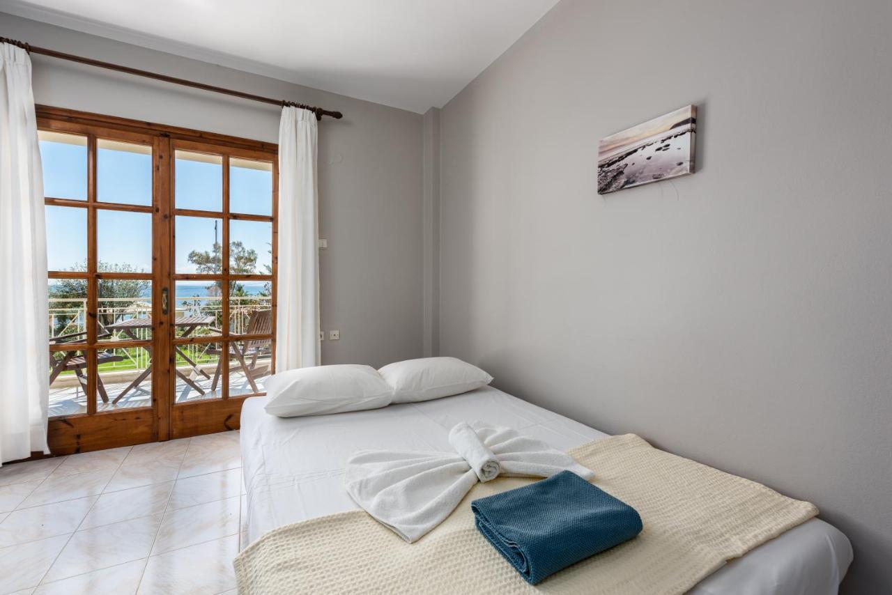 Albouro Seafront Apartments Katelios Exterior photo