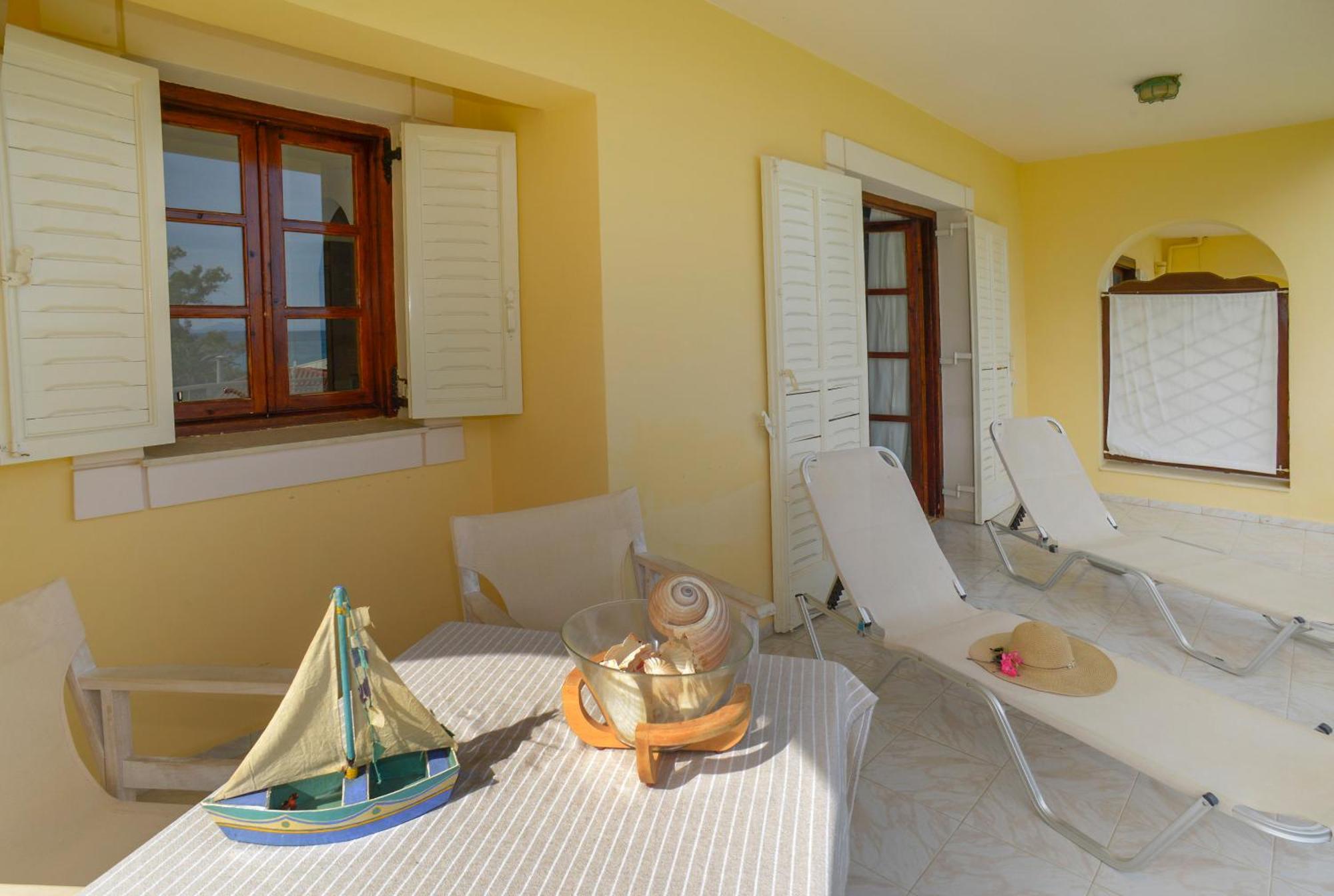 Albouro Seafront Apartments Katelios Exterior photo
