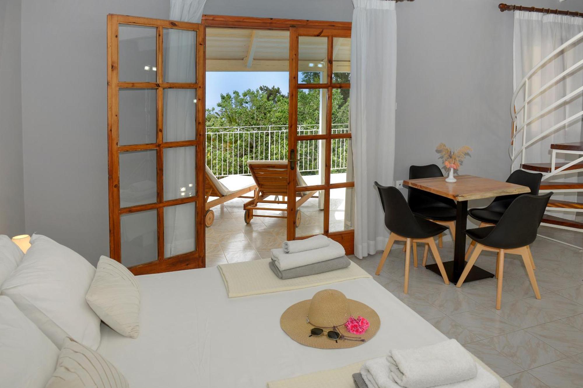 Albouro Seafront Apartments Katelios Exterior photo