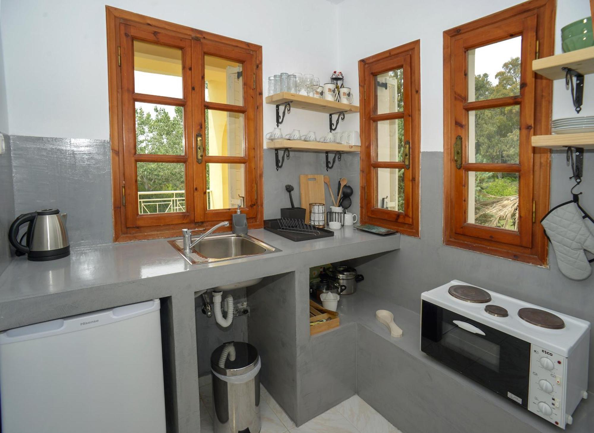 Albouro Seafront Apartments Katelios Exterior photo